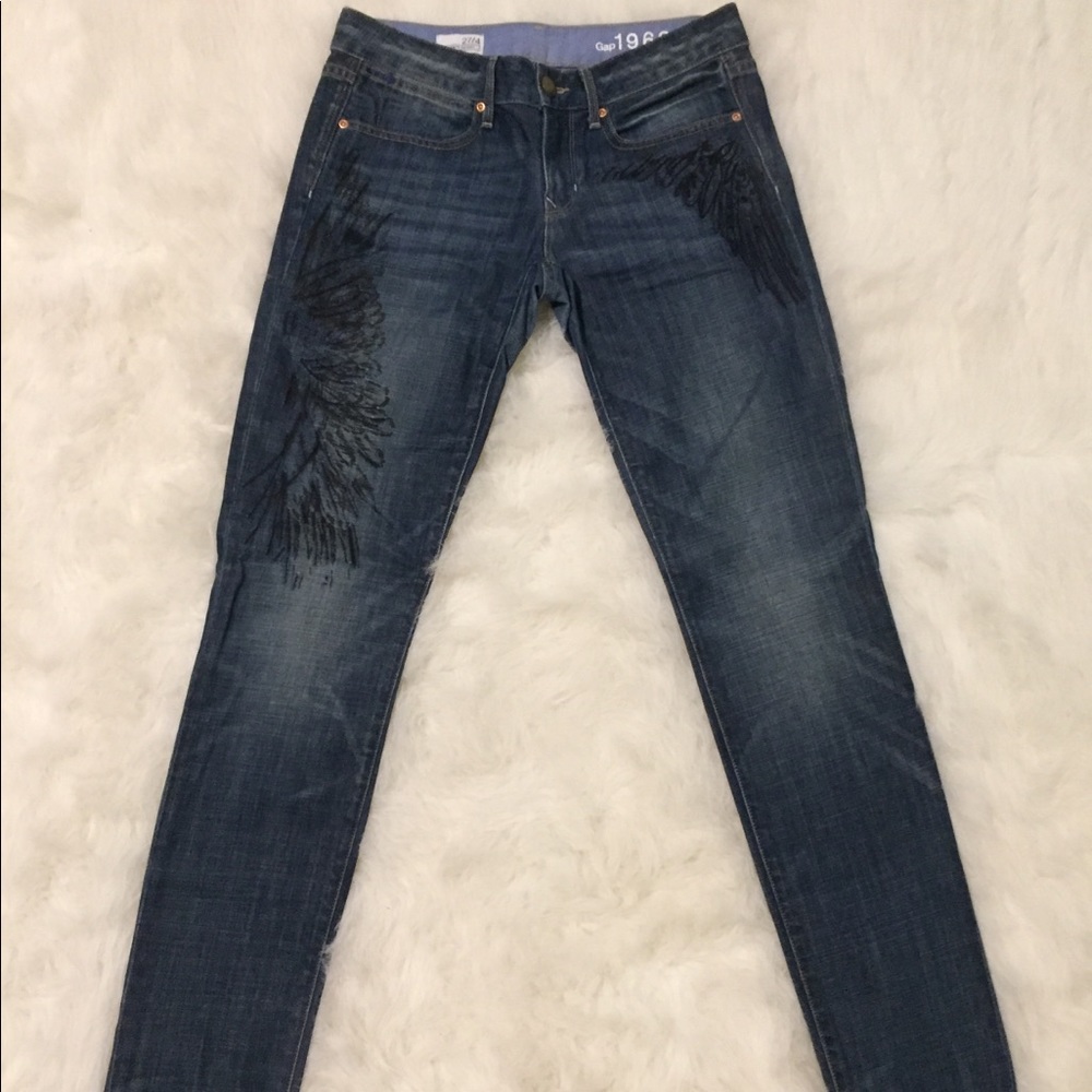 GAP jeans with detail